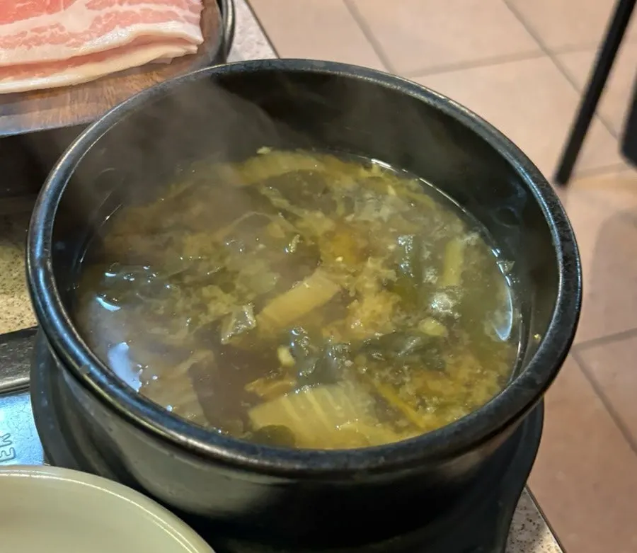 기본으로 나온 된장국