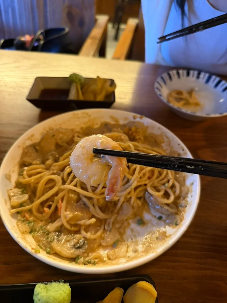 Close-up of the thick sauce on the crab tomalley pasta