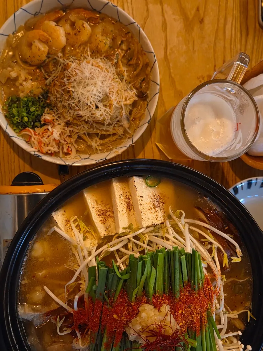 A bowl of motsunabe scooped out
