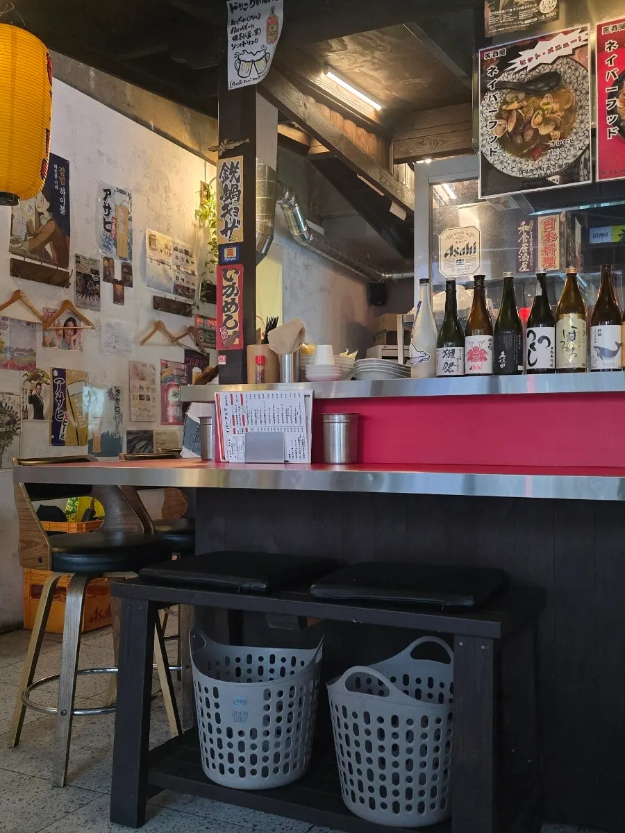 Solo-friendly bar counter seating
