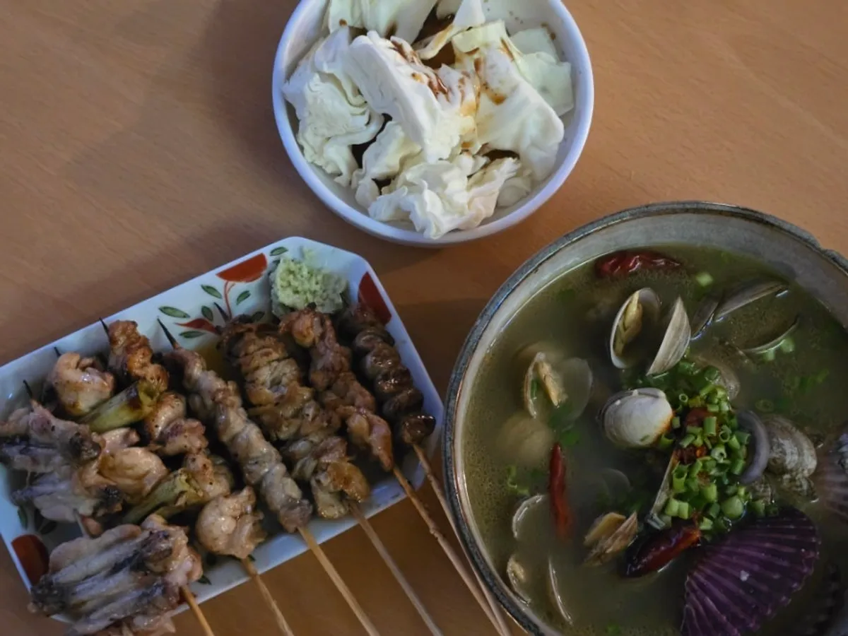 Table set with 7-kind yakitori and clam sake-steam