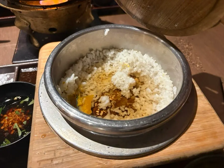 남은 밥으로 만드는 솥밥
