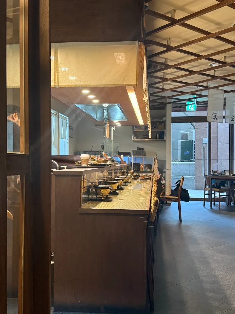 Bar table and lighting at Gyudo