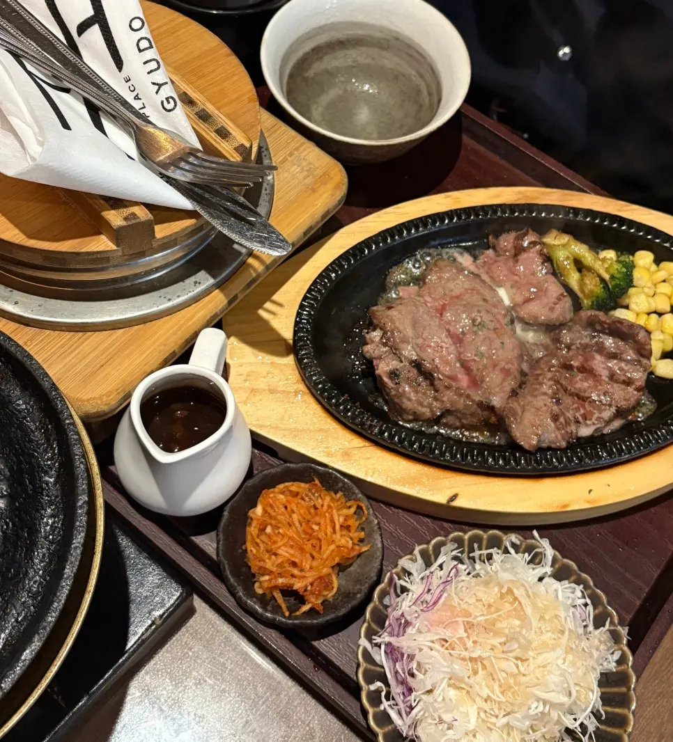 Gyukatsu grilled further for a crispy-outside, tender-inside finish