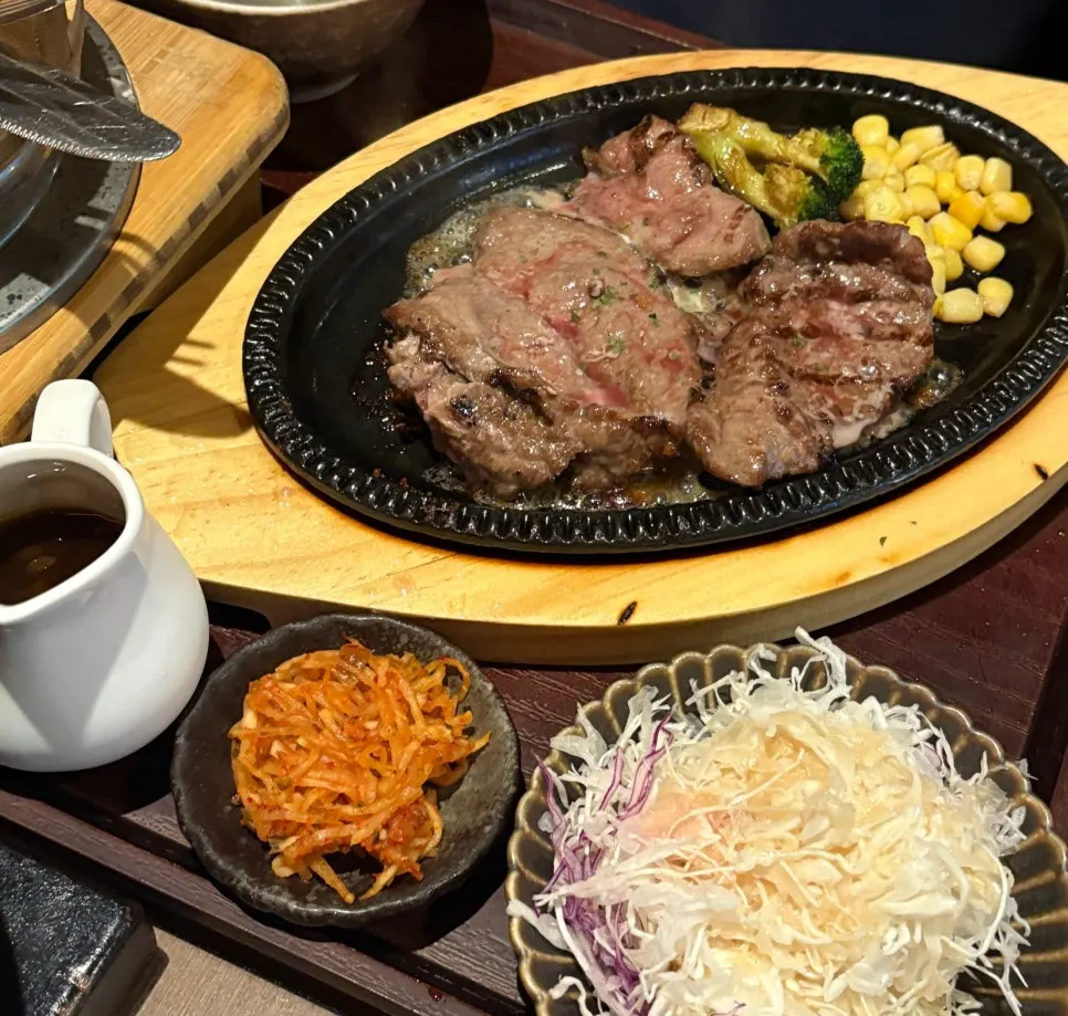 Full spread of the Gyudo steak set