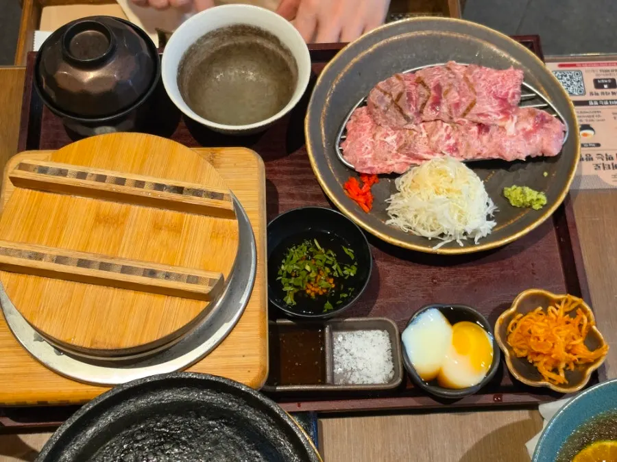 Full spread of the smoked yakiniku set