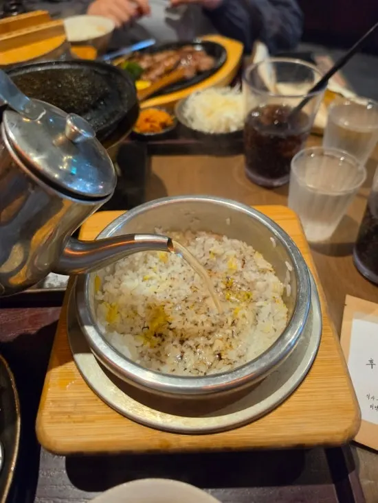 Broths for ochazuke and a flake-topping tea bag