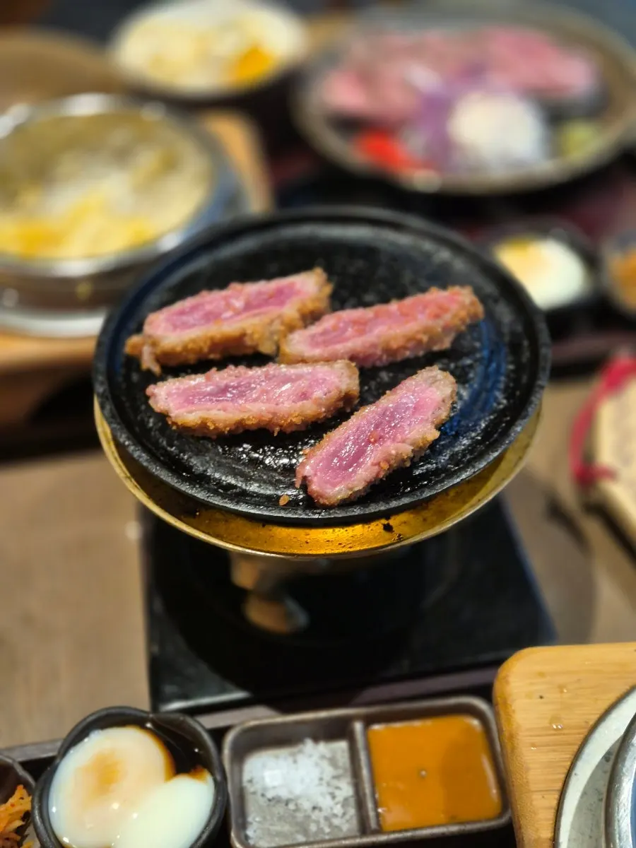 กิวคัตสึรมควันแป้งชุบทอดบางกรอบ