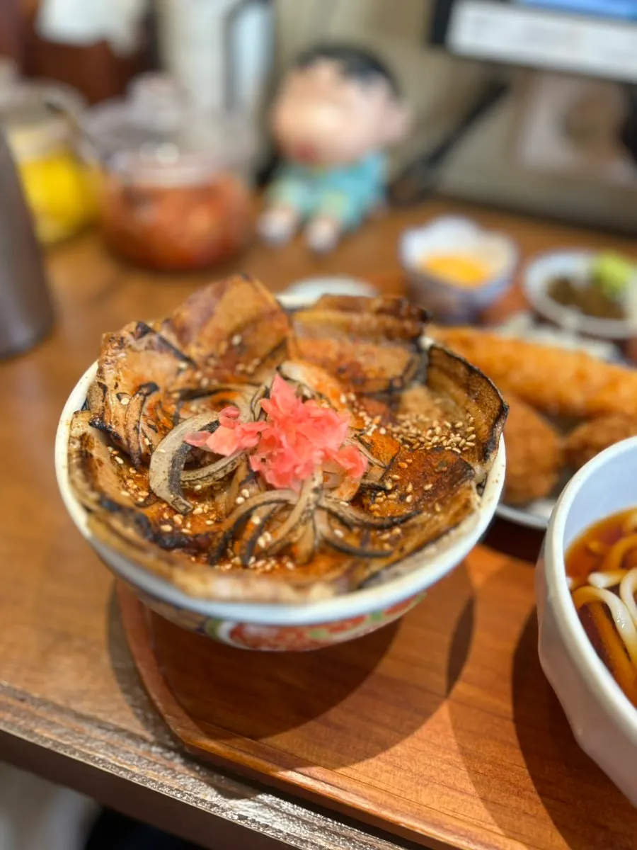 차슈동 정식 전체 구성