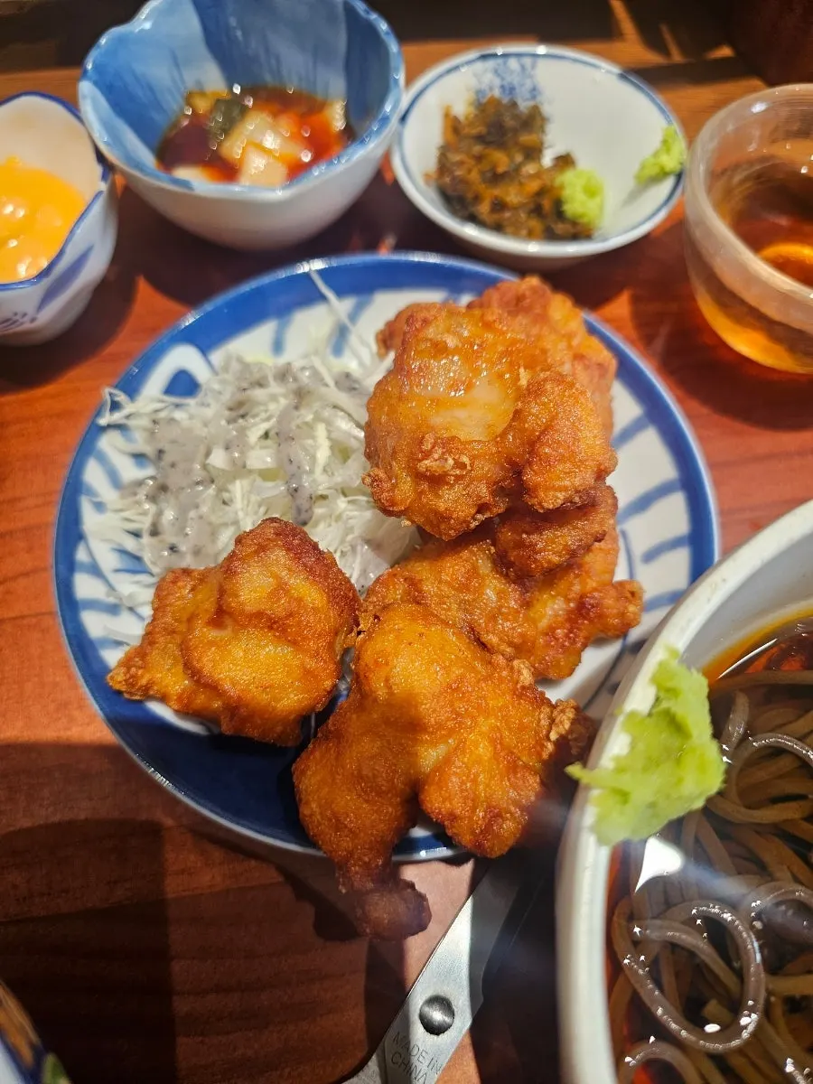 A bite of gyudon with the sauce