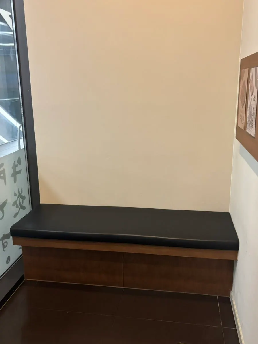 Waiting area at Gyuen-dang Gwanggyo Branch