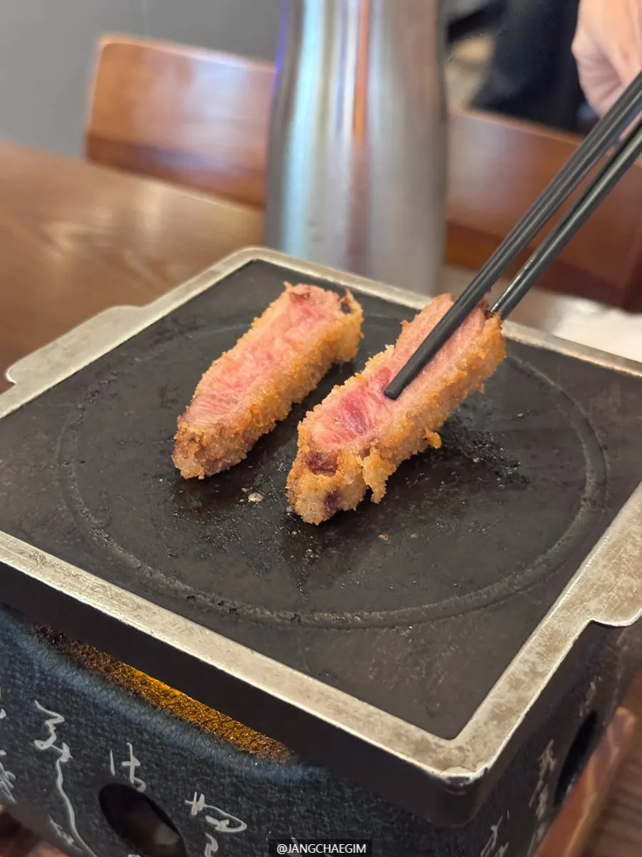 데리야끼 소스로 마무리한 채끝 규카츠