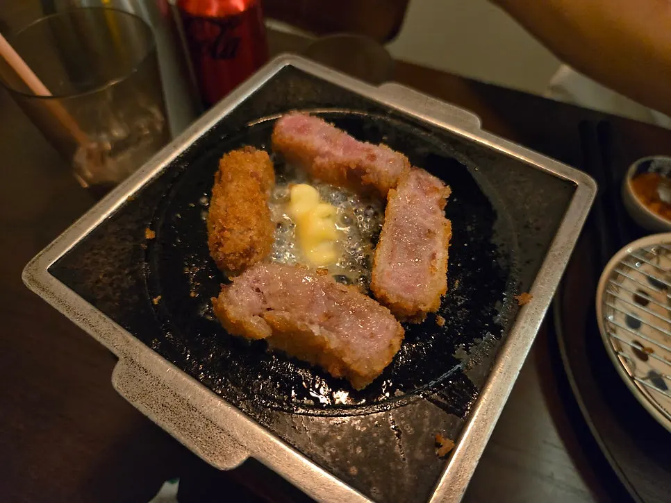 겉바속촉 안심 규카츠 단면