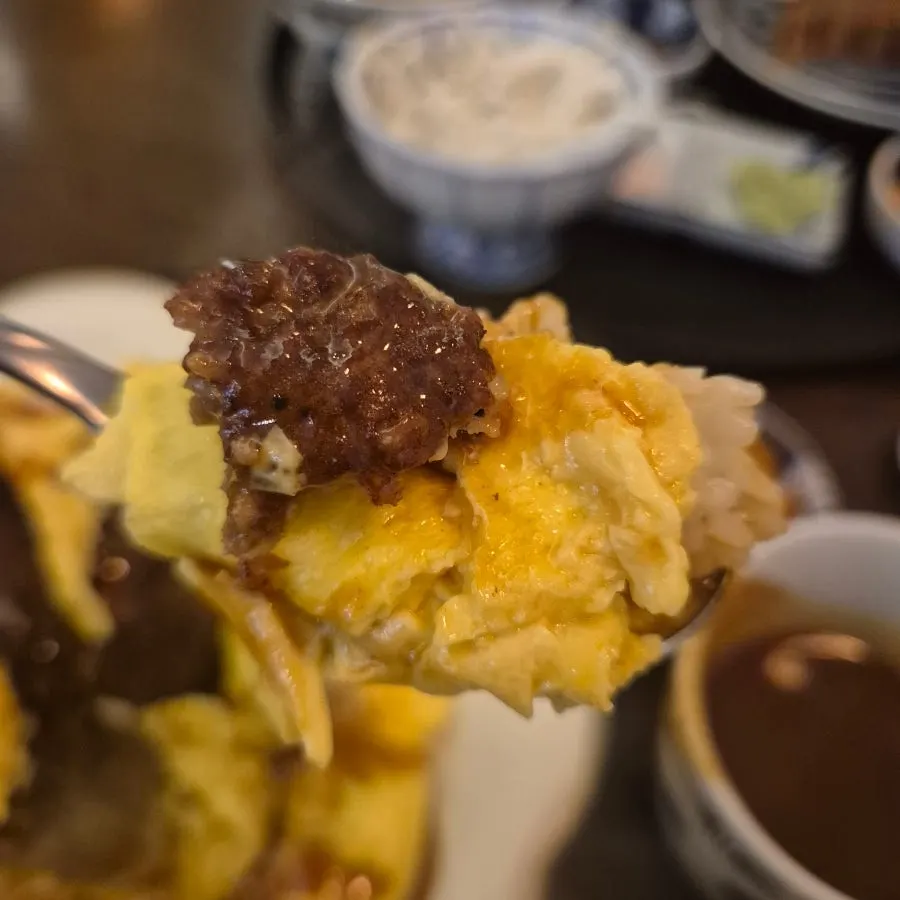 Cross-section of tenderloin gyukatsu grilled side by side
