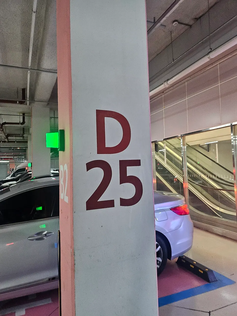 Route from Avenue France underground parking to Gyuen-dang