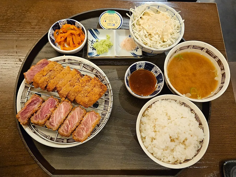 Full table spread of Gyuen-dang's tenderloin gyukatsu