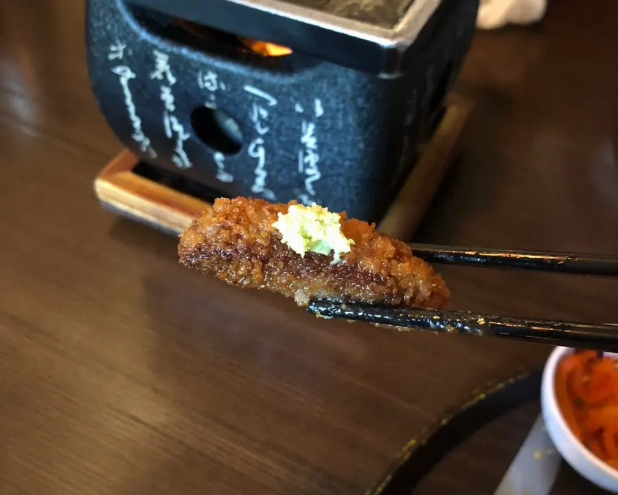 Close-up of gyukatsu seared only on the surface