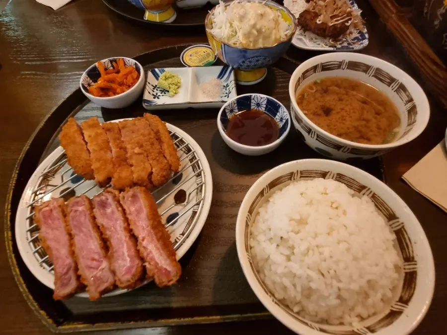 The elongated shape of the signature sirloin gyukatsu