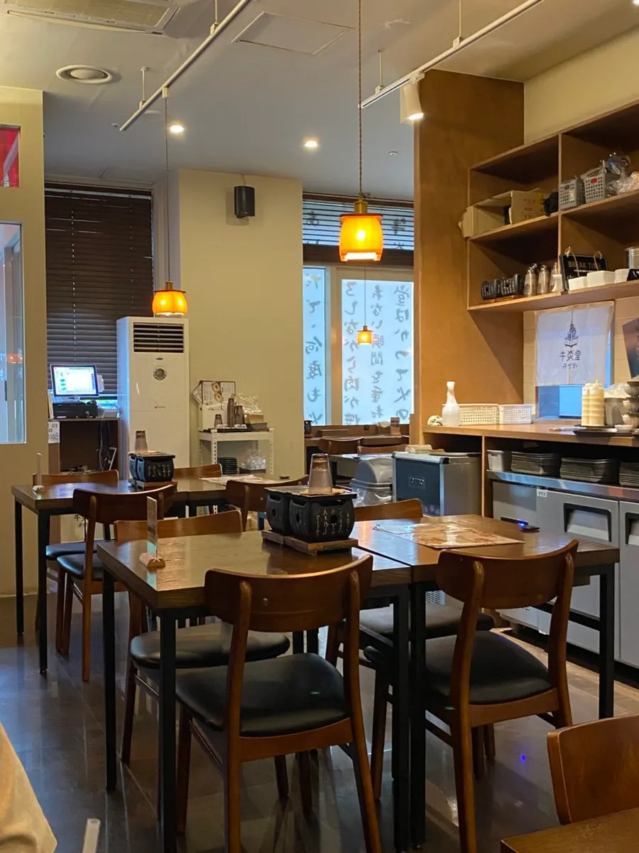 Counter seats facing the window
