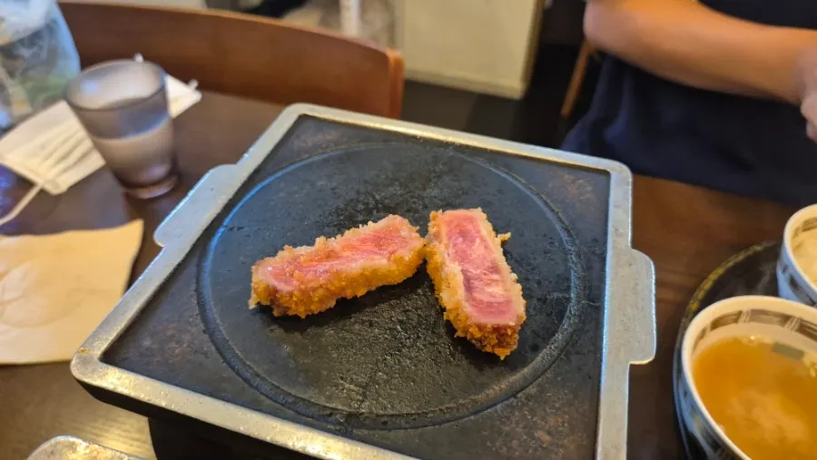 Gyukatsu grilled with butter on top