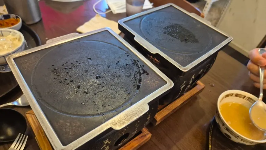 Table with gyukatsu and udon served together
