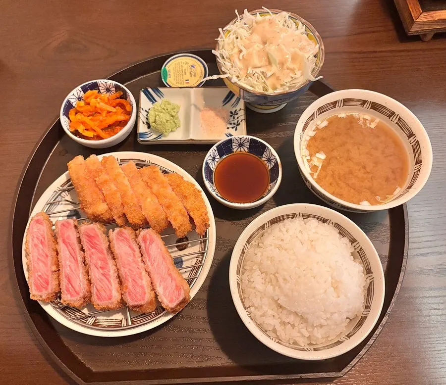 규엔당 채끝 규카츠 한 접시