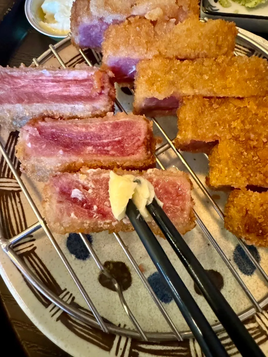 Glossy tenderloin gyukatsu grilled with butter