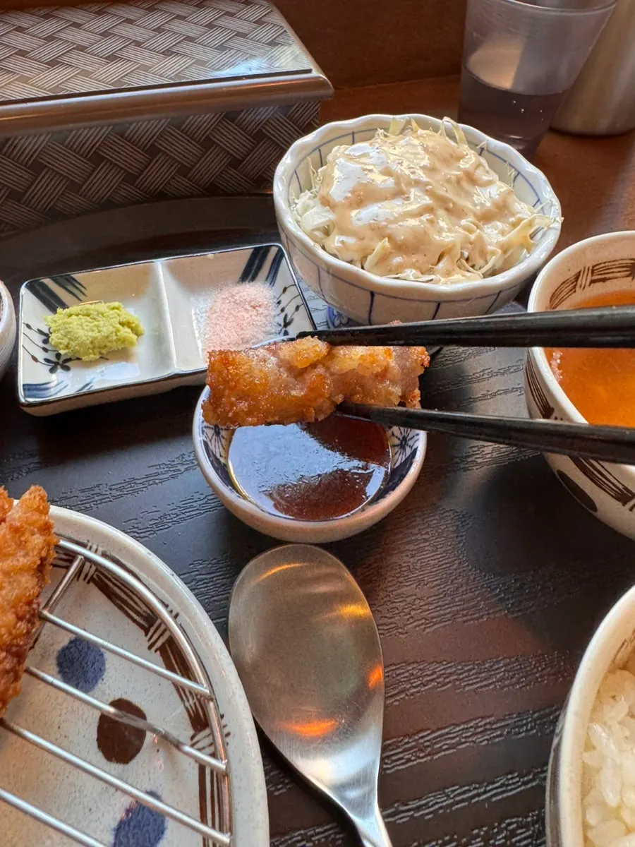 Final gyukatsu table spread at Gyuen-dang