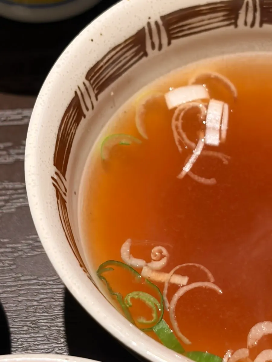 Bowl of rice served with the gyukatsu