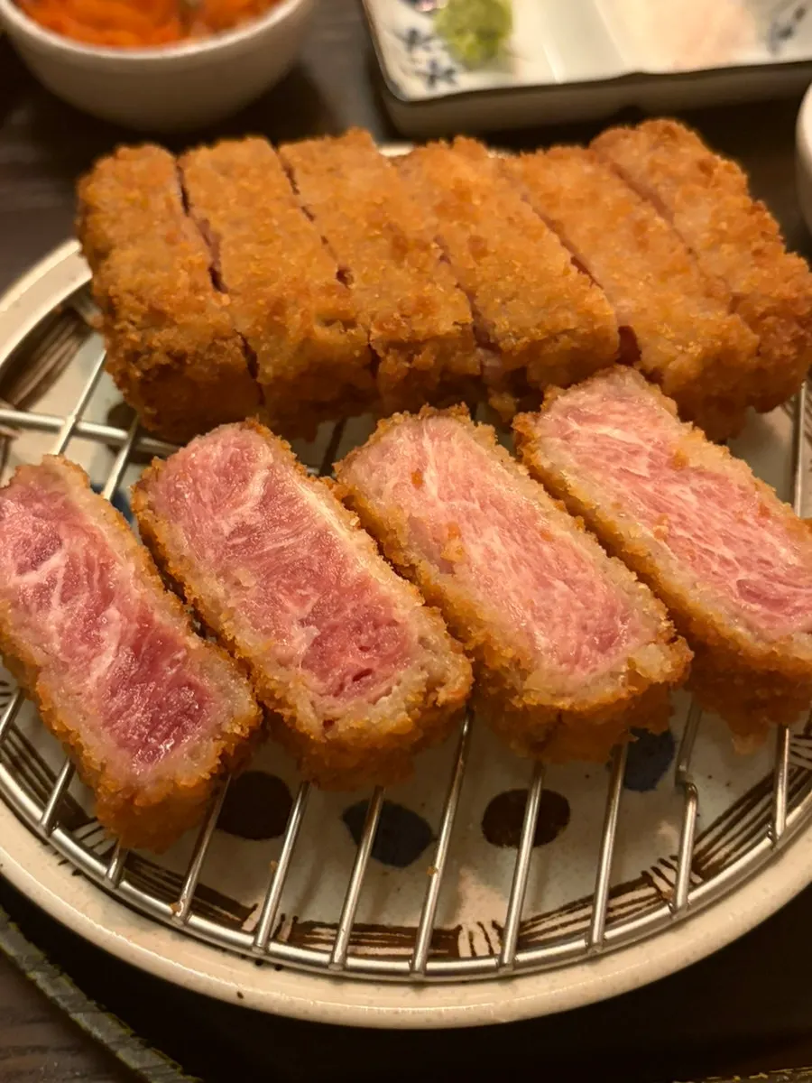 Plate of tenderloin gyukatsu with a clean cross-section