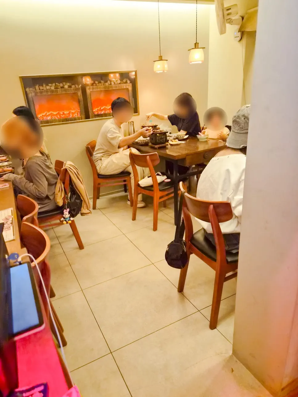 Wood-toned interior of Gyuen Dang Seongsu Main Branch