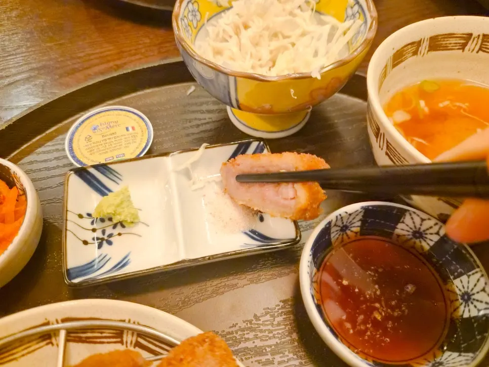 Gyukatsu dipped in salt