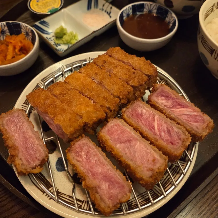 부드러운 식감의 안심 규카츠