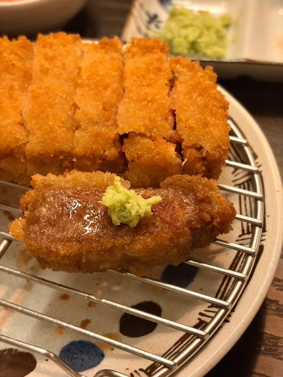 한두 점씩 구워 먹는 규카츠