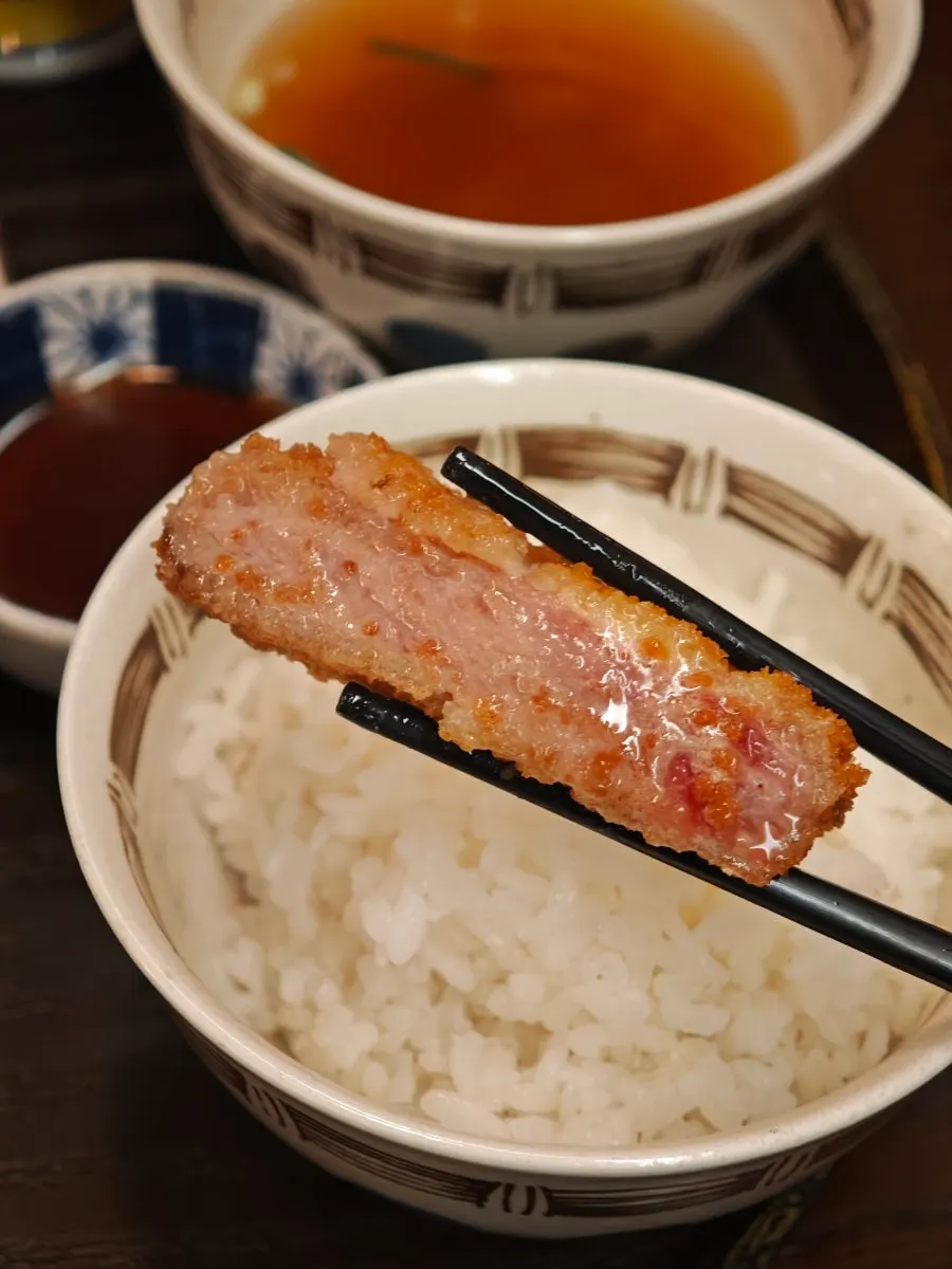 Table setting for two servings of striploin gyukatsu