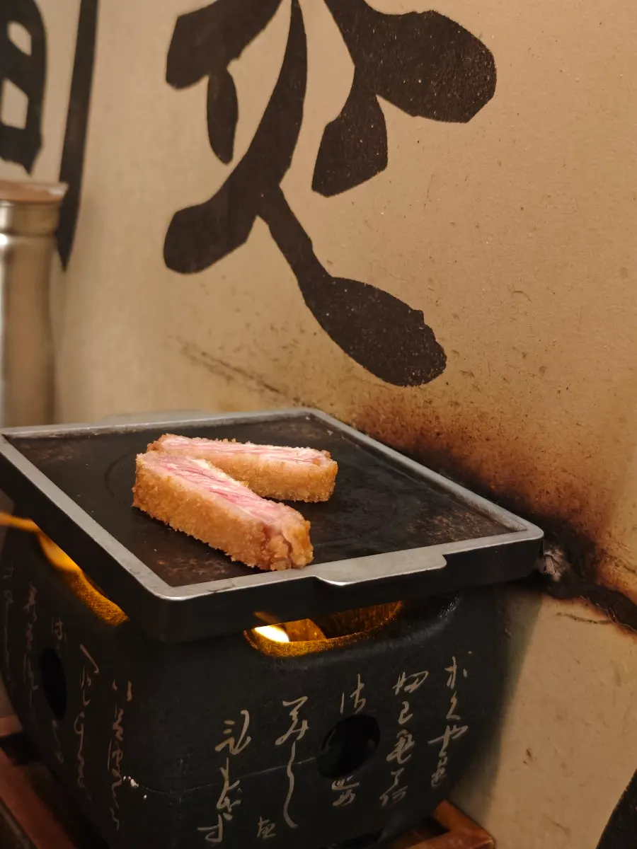 Gyukatsu grilled together with butter