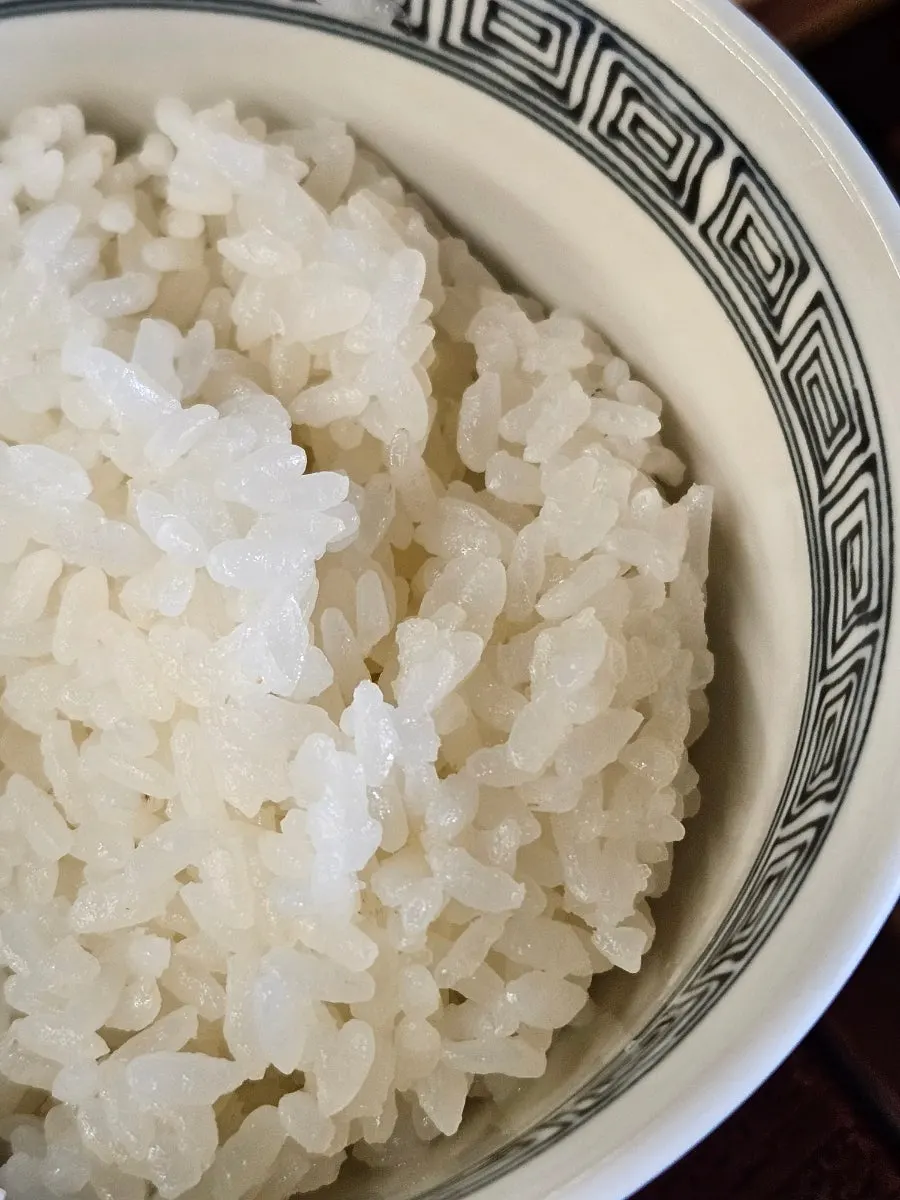 The self-bar where you can refill your rice