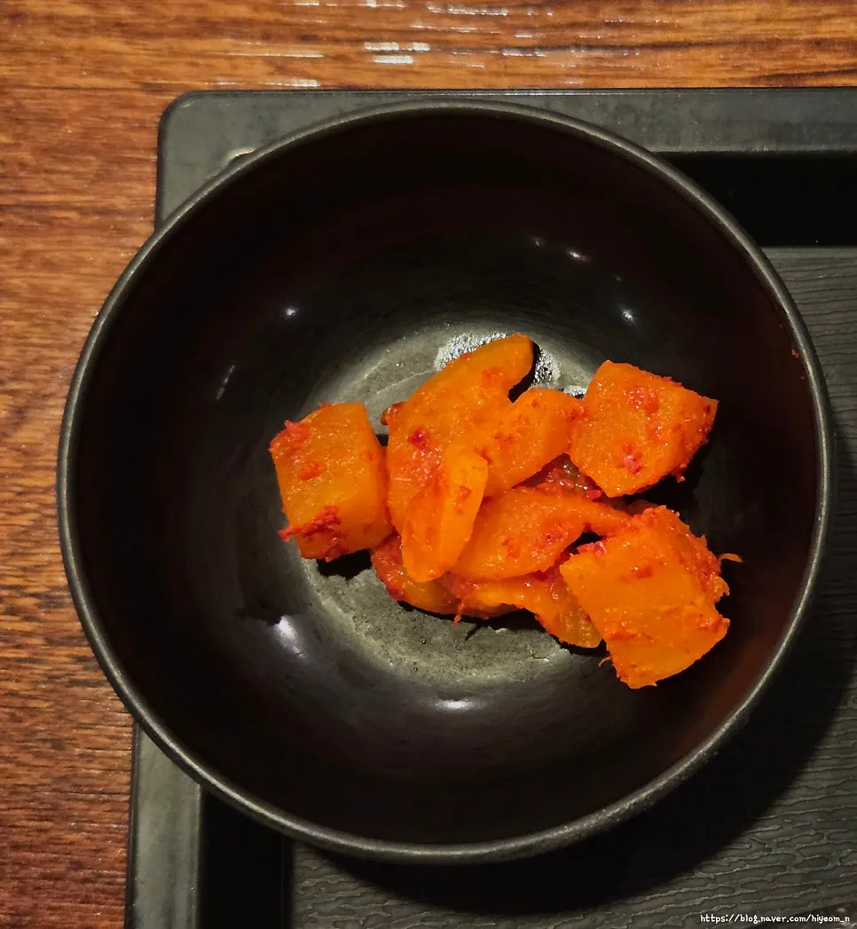 Table spread with gyukatsu, rice, and kkakdugi