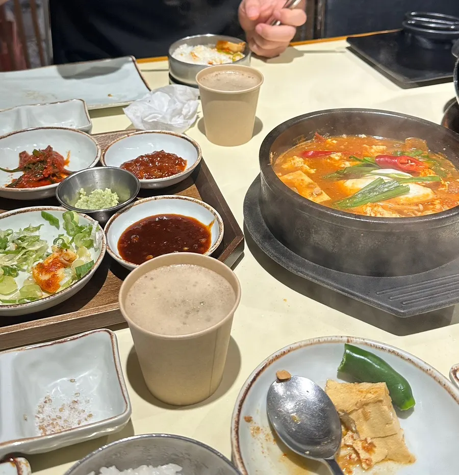 滿滿豆腐的豆腐一塊大醬湯