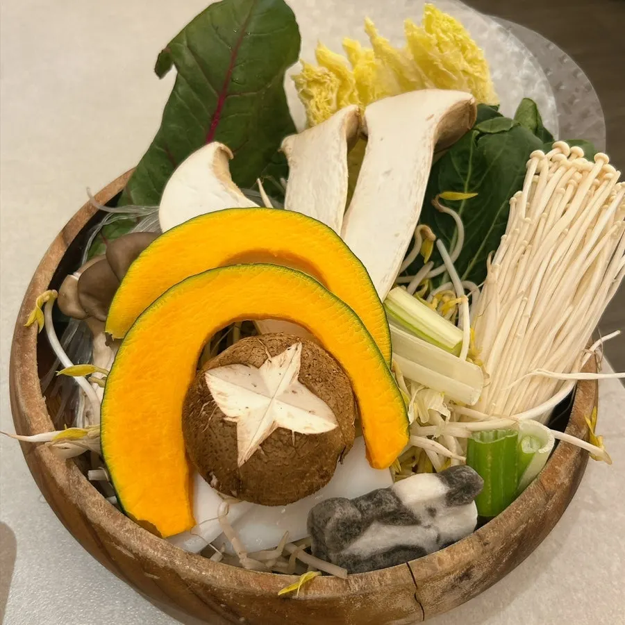 Vegetable plate set out on the table for shabu-shabu