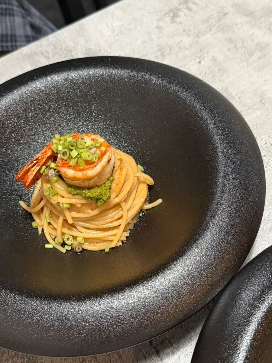 Minari yuzu bisque pasta and vongole pasta