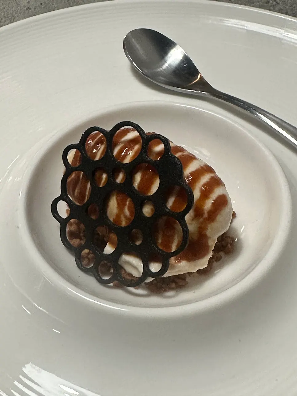 Hado's Earl Grey ice cream plating