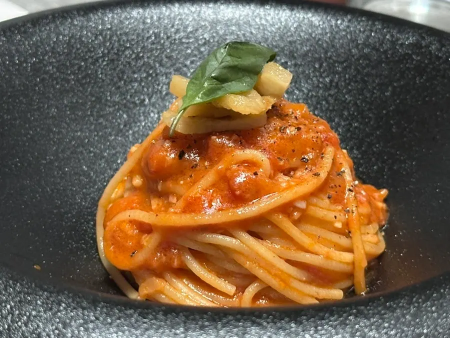 토마토 소스 뽀모도로 파스타