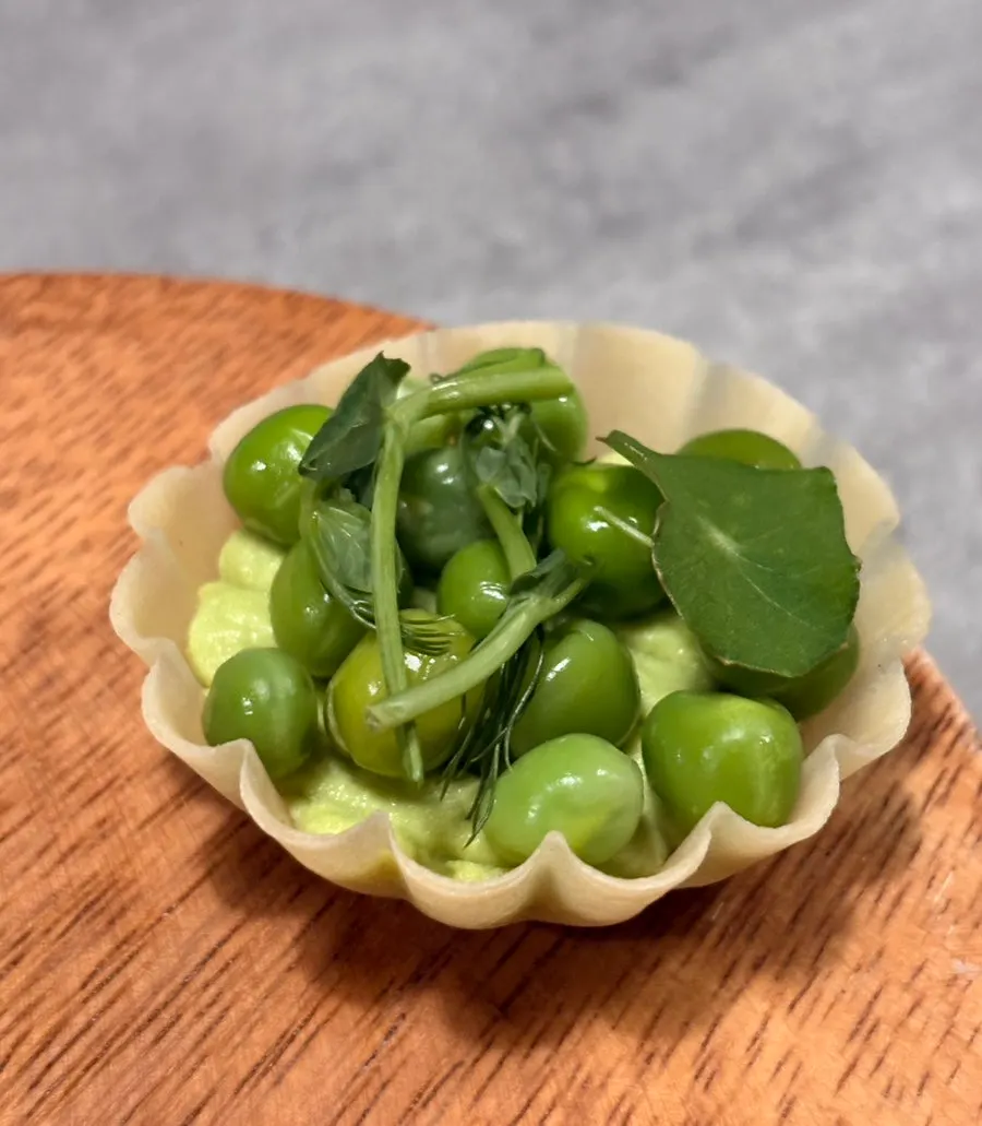 Pea tart and sweet shrimp apple tart starters