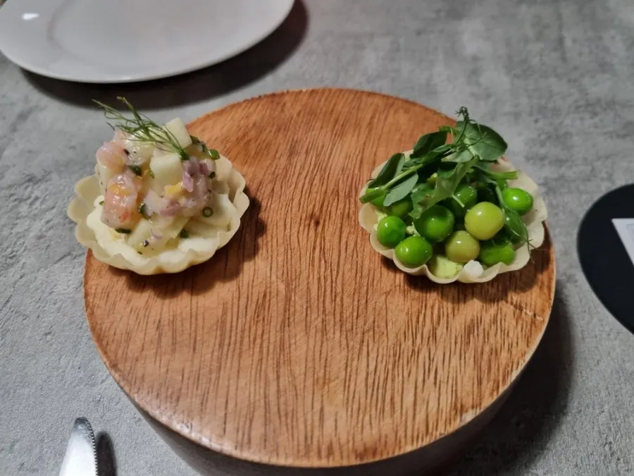 The tart plate served as the first course at Hado