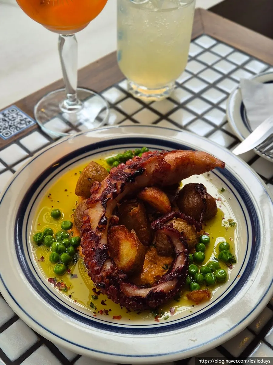 Tender octopus Polpo Mambo