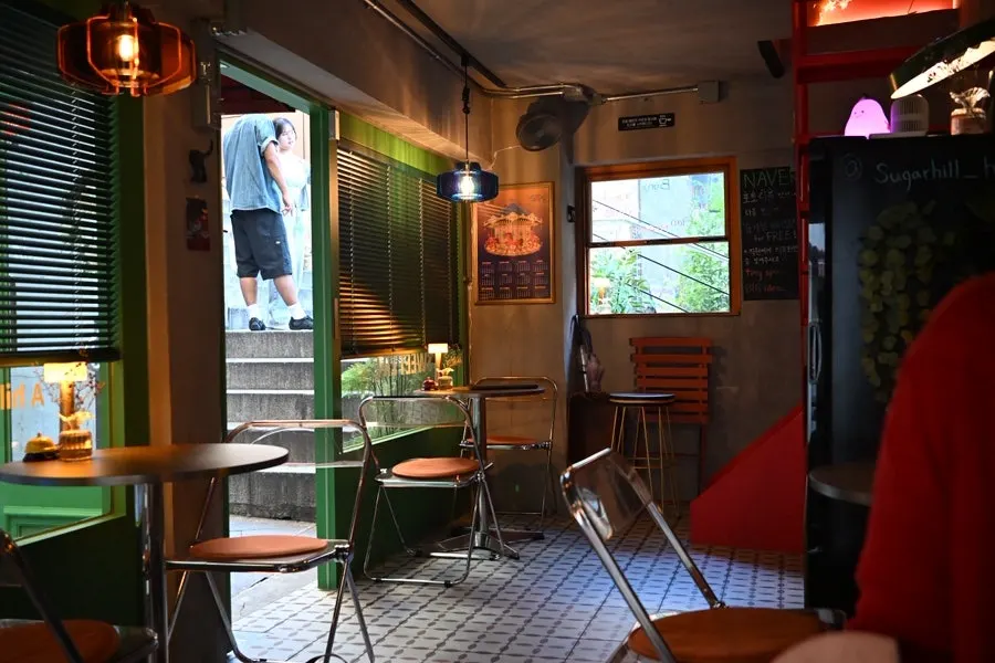 Sugar Hill's interior design and lighting