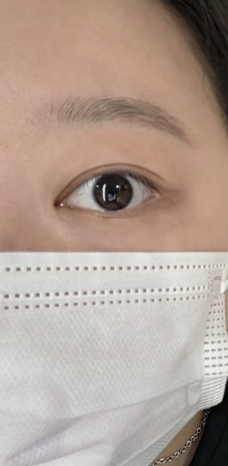 Before and after comparison of the lash extension treatment