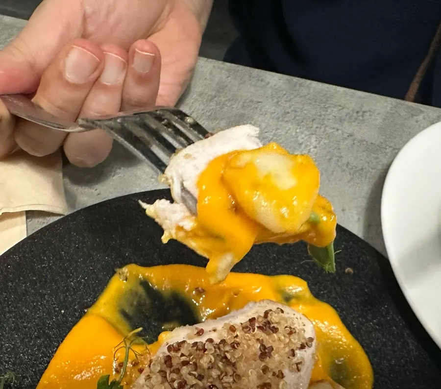 Carrot purée remaining on the plate