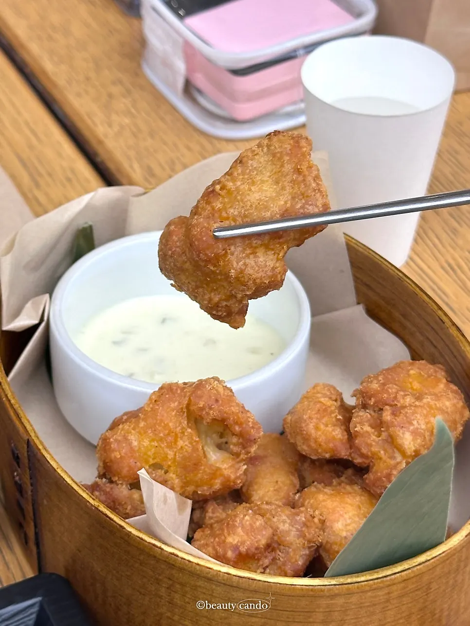 Karaage plate served with lemon